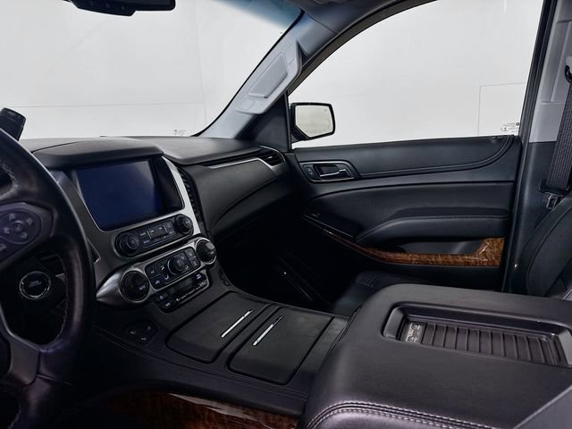 Used 2019 Chevrolet Suburban Premier AWD/4WD image 11