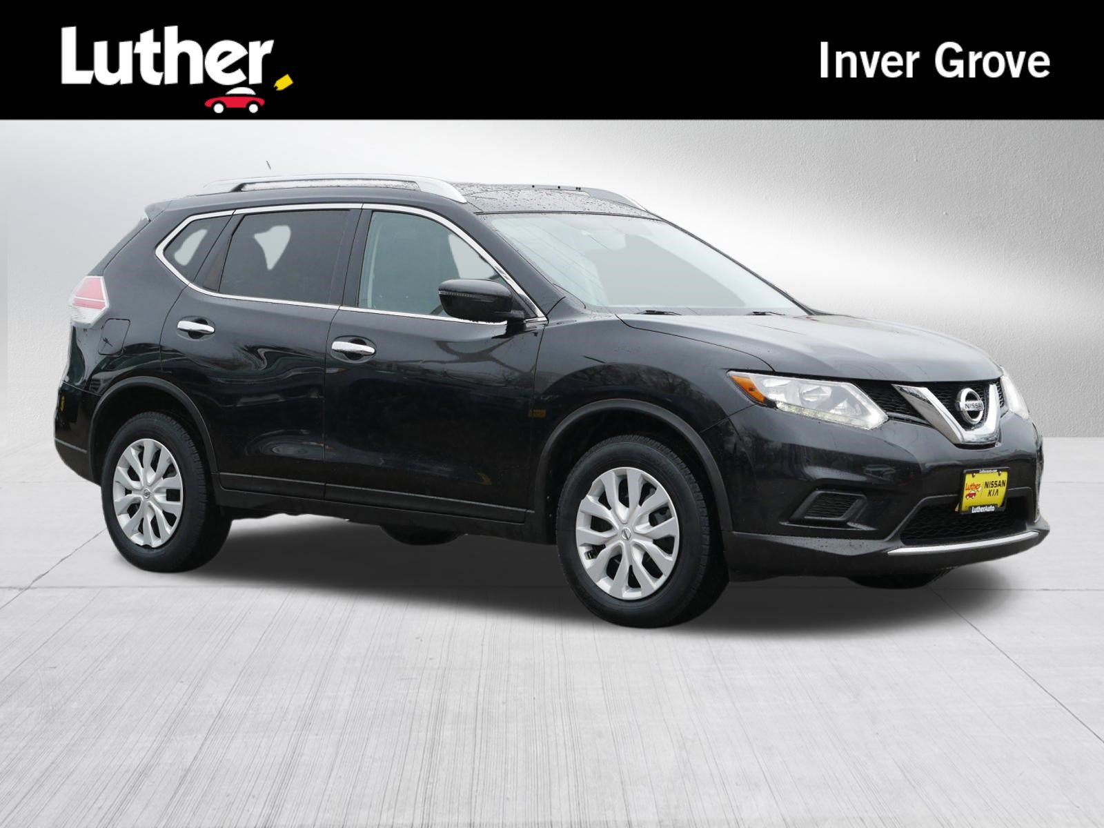 Used 2016 Nissan Rogue S w/ Appearance Package