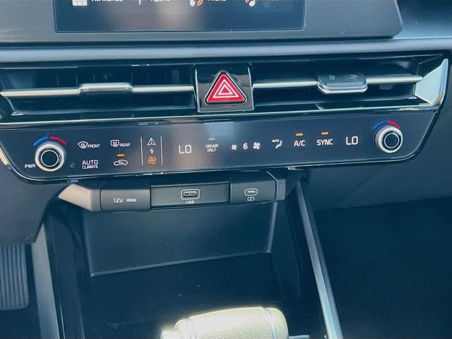 New 2026 Kia Niro LX FWD image 15
