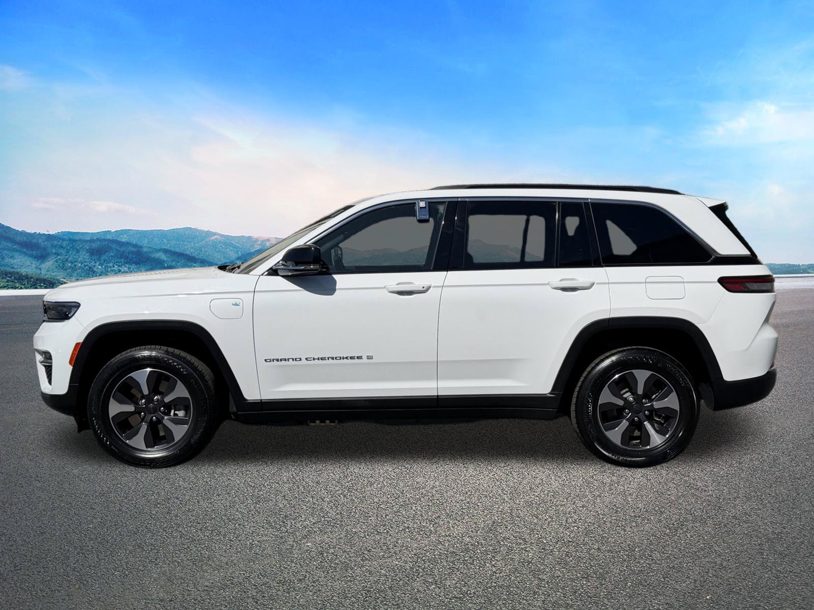 Certified 2024 Jeep Grand Cherokee Limited 4xe AWD/4WD image 5