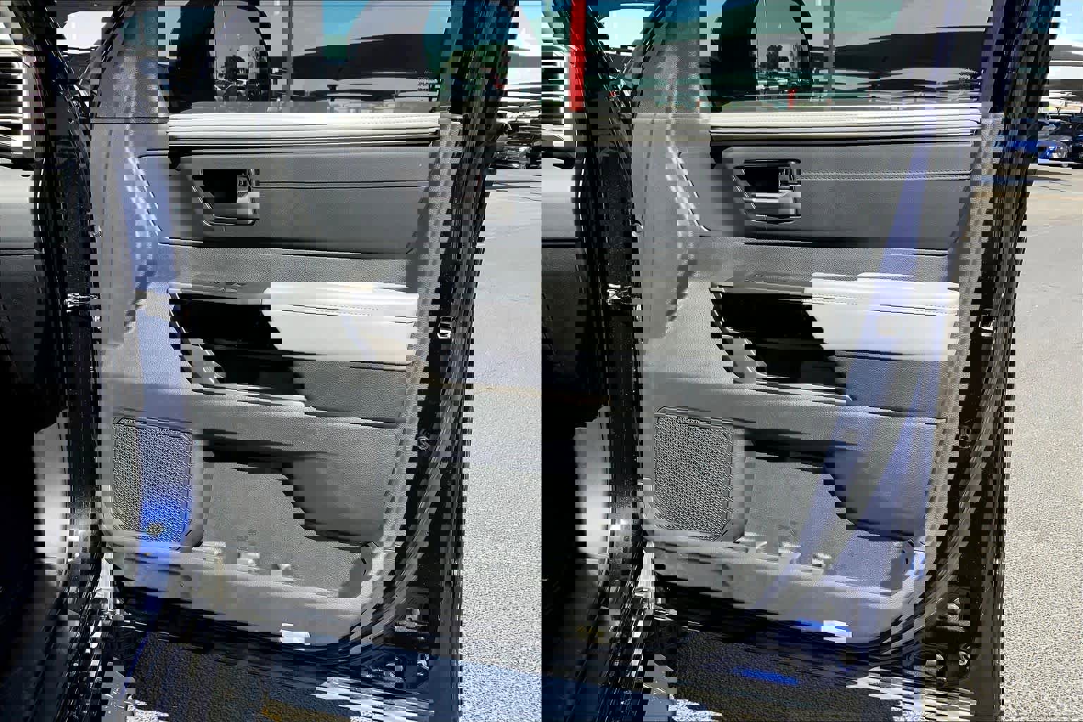 Used 2024 Toyota Tundra Limited w/ Power Package image 23