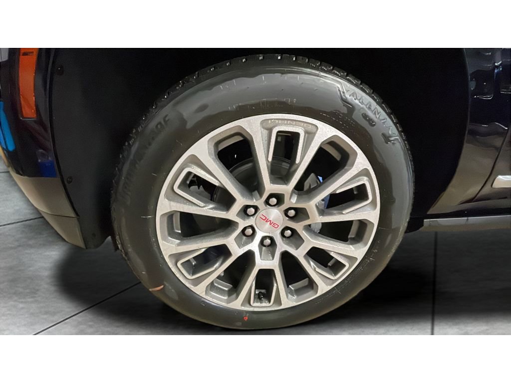 New 2026 GMC Yukon XL Denali w/ Sun & Power Step Package image 20