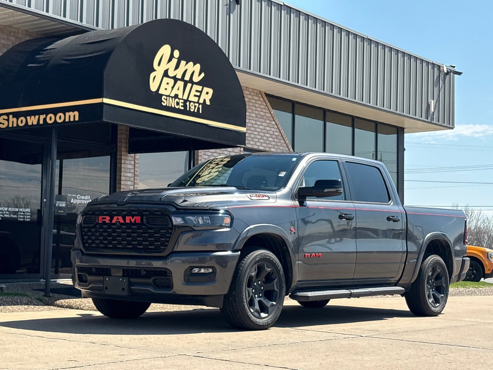 Used 2025 RAM 1500 Big Horn image 1