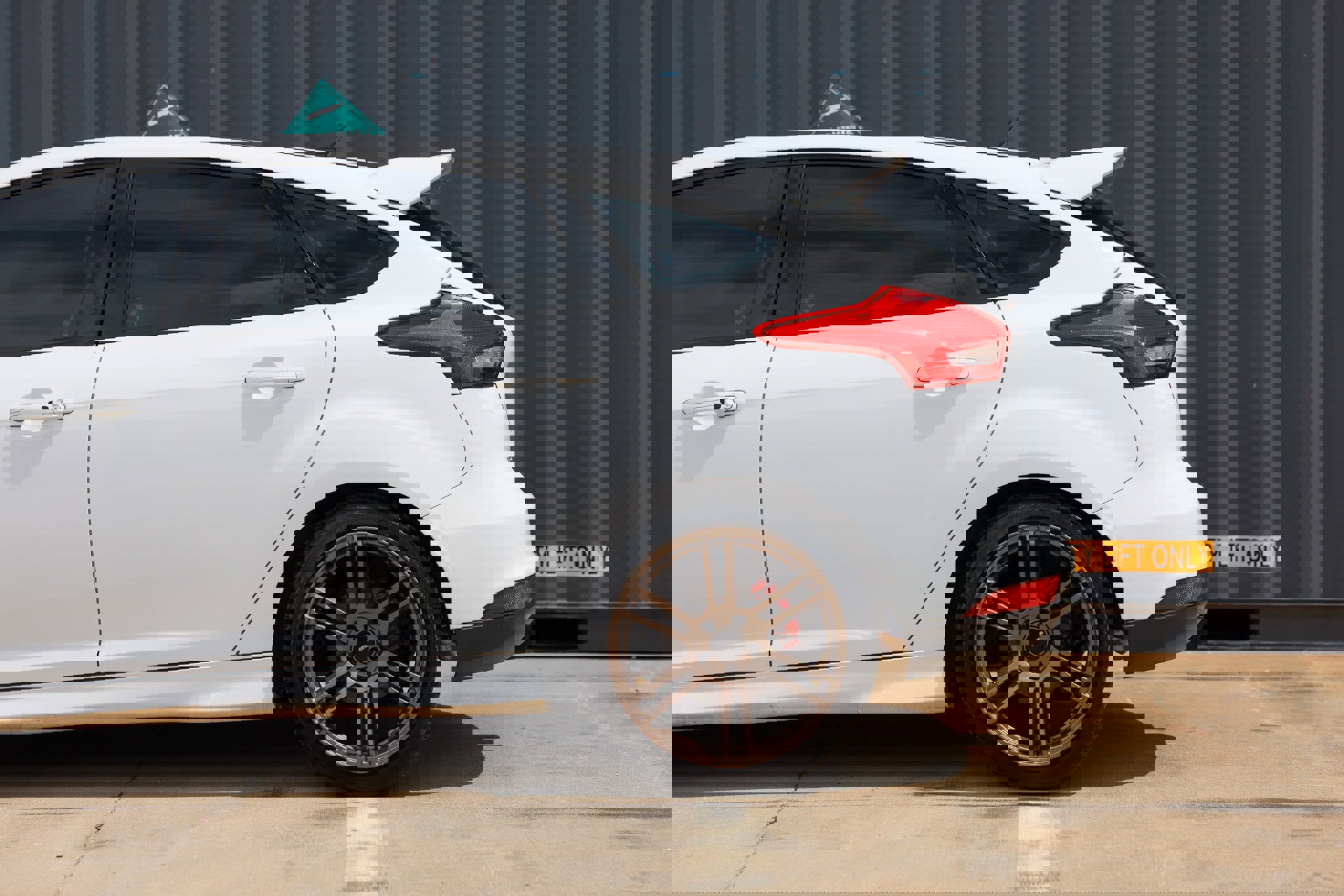 Used 2017 Ford Focus ST image 32