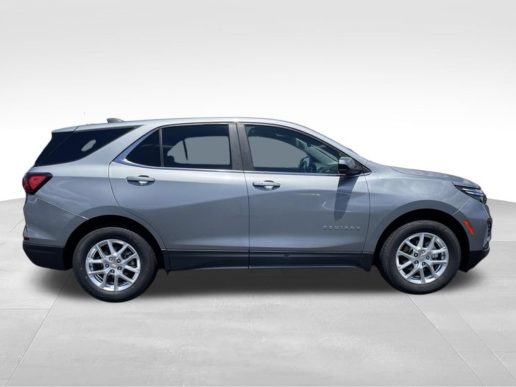 Used 2024 Chevrolet Equinox LT AWD/4WD image 25
