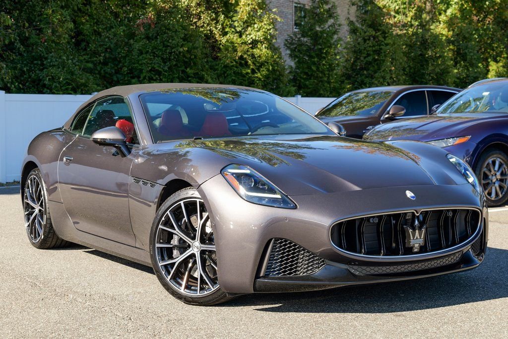 New 2026 Maserati GranCabrio Modena image 1