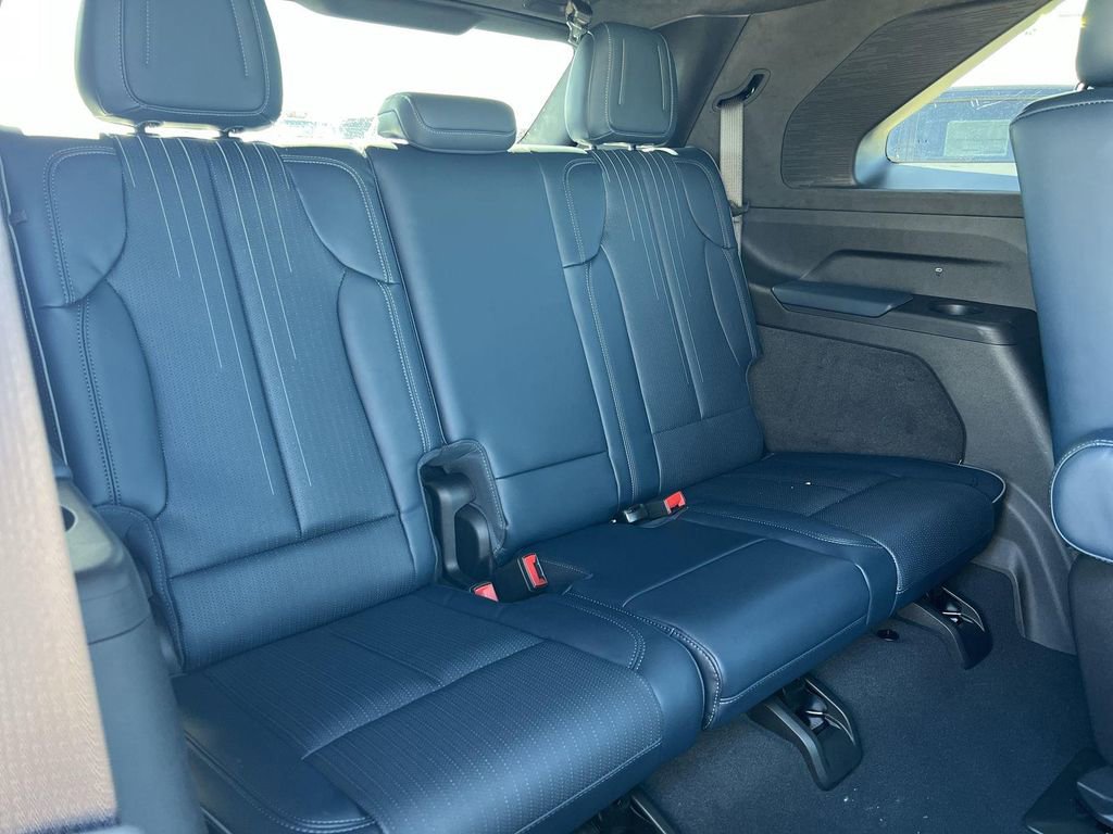 New 2025 Cadillac Escalade IQ Sport 2 AWD/4WD image 34