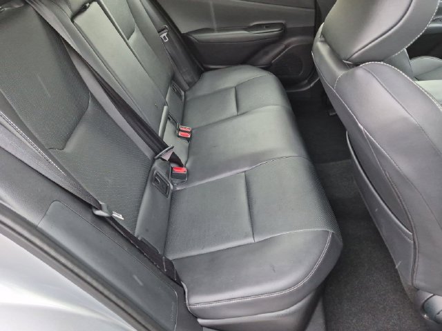 Certified 2025 Toyota Prius XLE FWD image 29