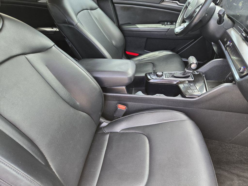 Certified 2023 Kia Sportage EX FWD image 19