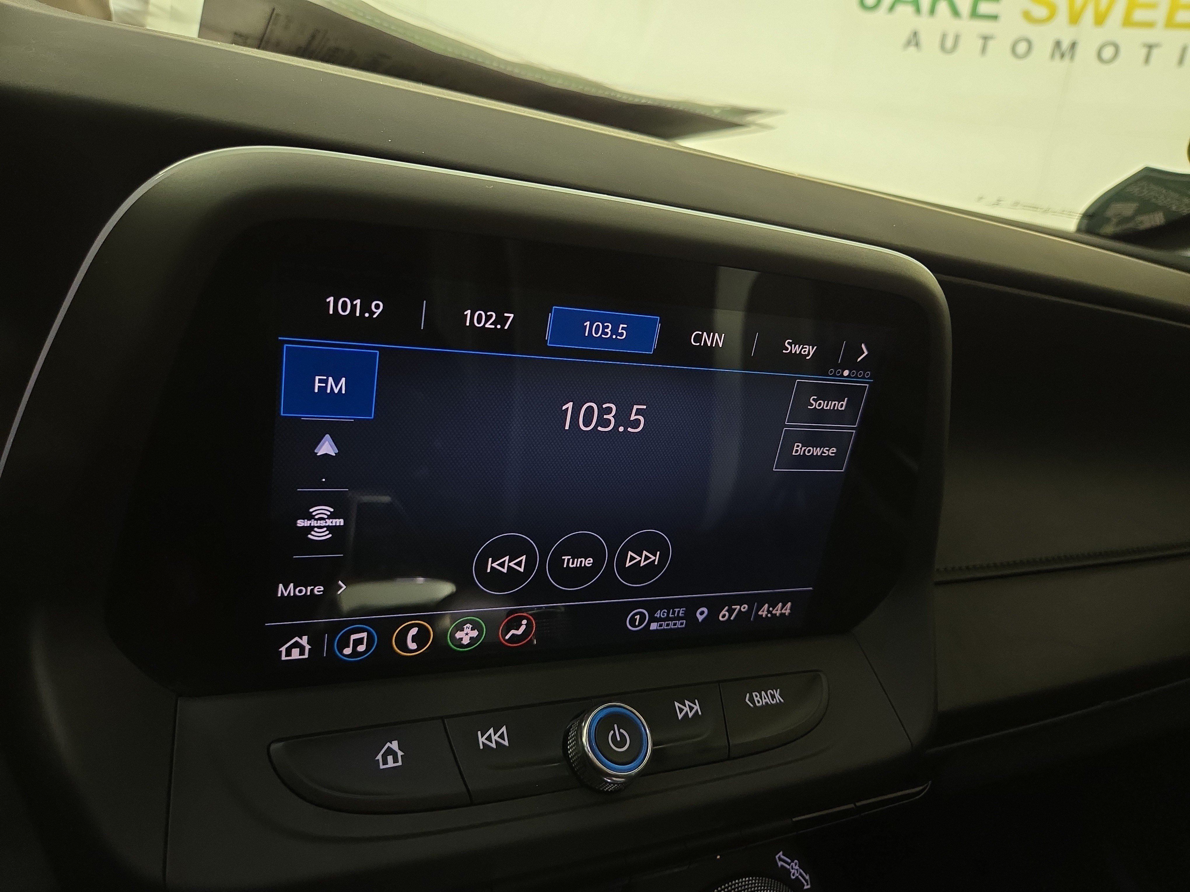 Used 2021 Chevrolet Camaro LT w/ Technology Package RWD image 19
