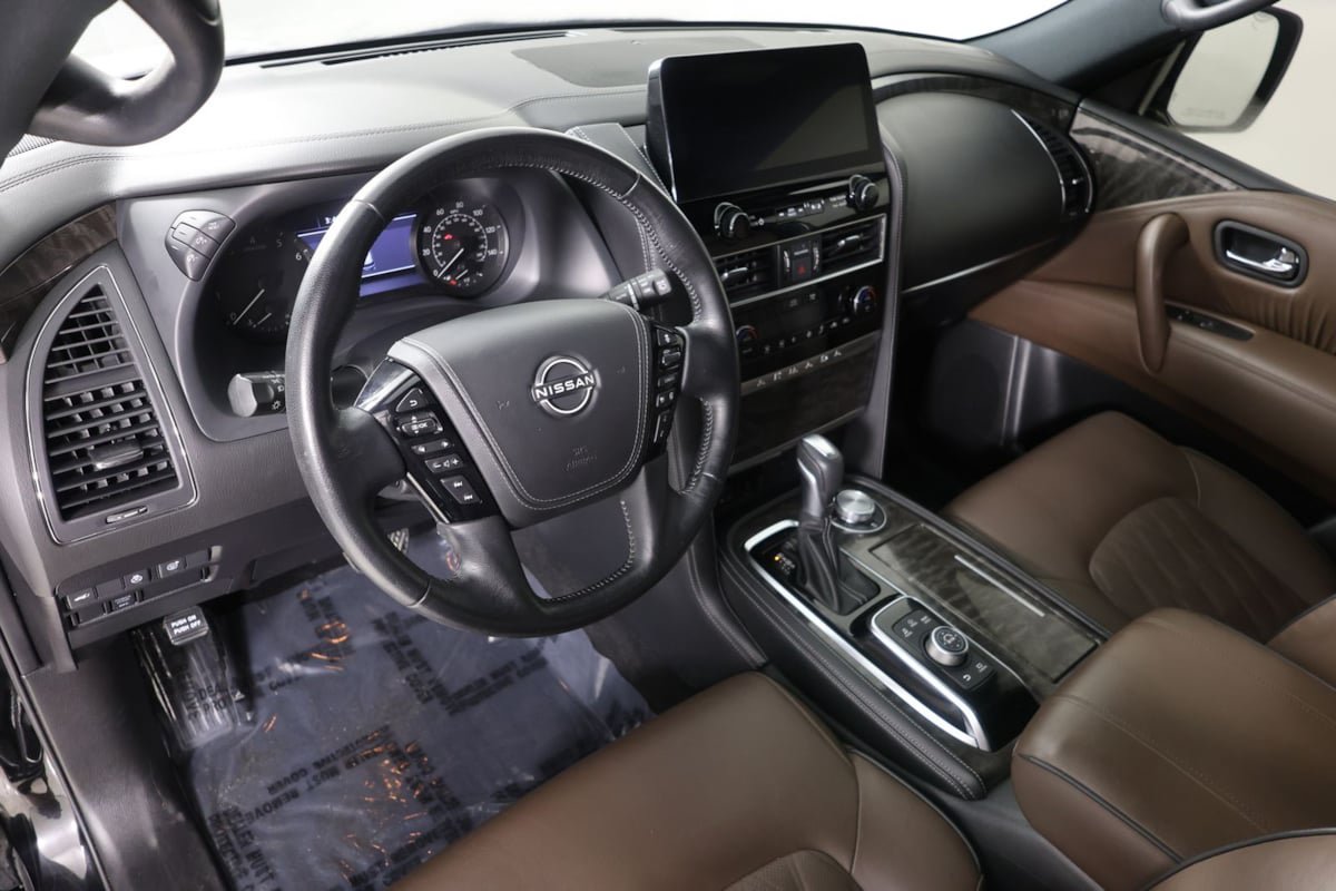 Used 2023 Nissan Armada Platinum AWD/4WD image 23