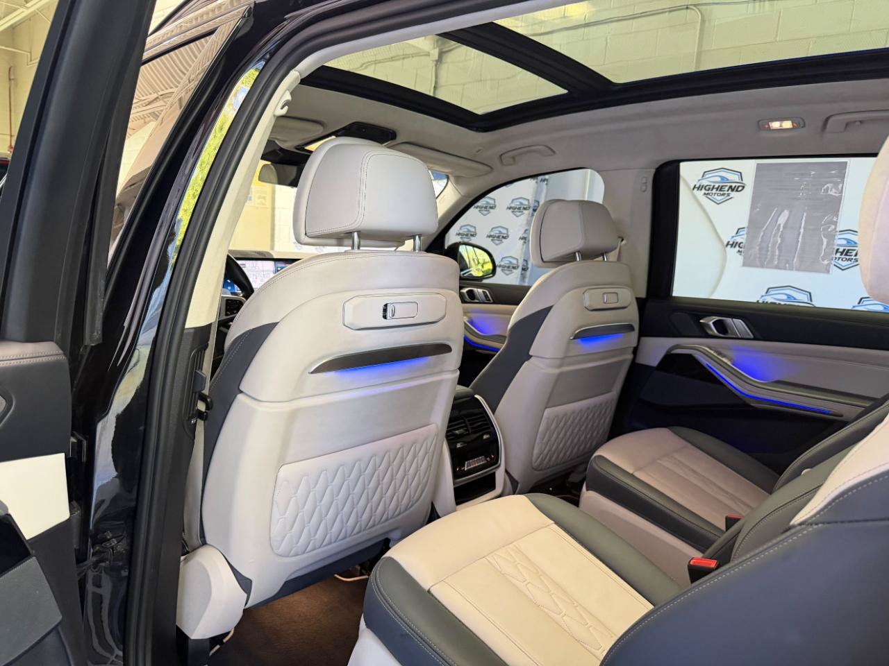 Used 2023 BMW X7 xDrive40i w/ Executive Package AWD/4WD image 20