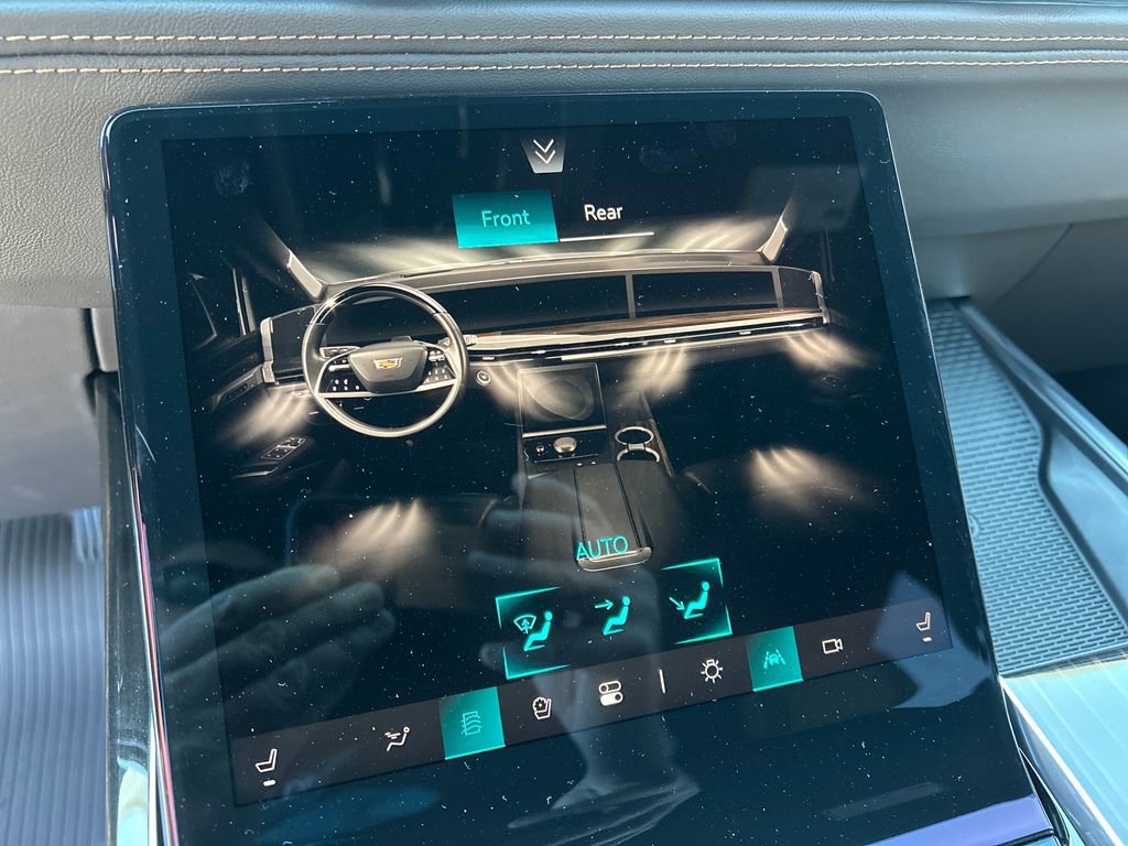 New 2026 Cadillac Escalade ESV Luxury image 25