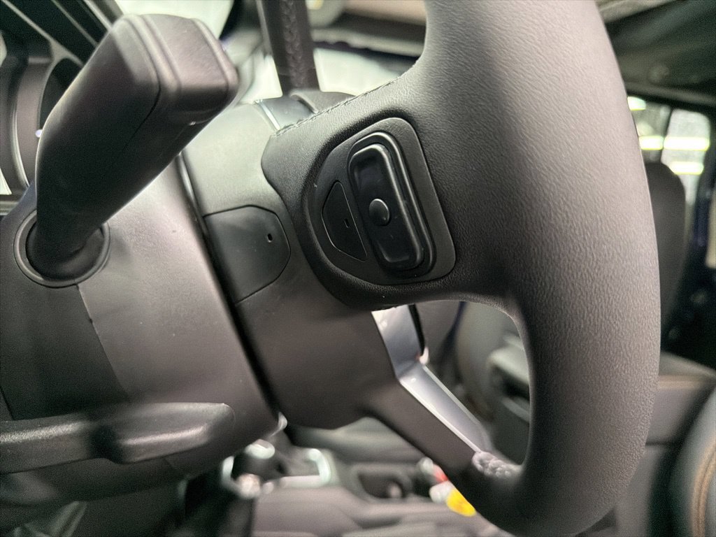 New 2026 Jeep Wrangler Unlimited Sahara AWD/4WD image 17