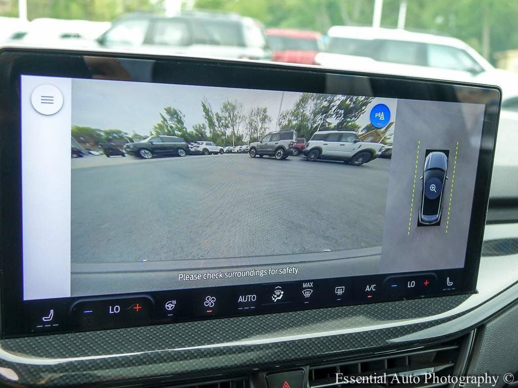 Used 2023 Ford Escape ST-Line Elite w/ Premium Technology Package AWD/4WD image 19
