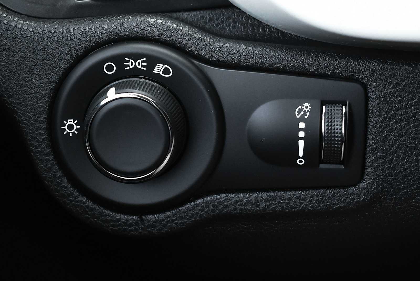 Used 2020 FIAT 500X Pop AWD/4WD image 24