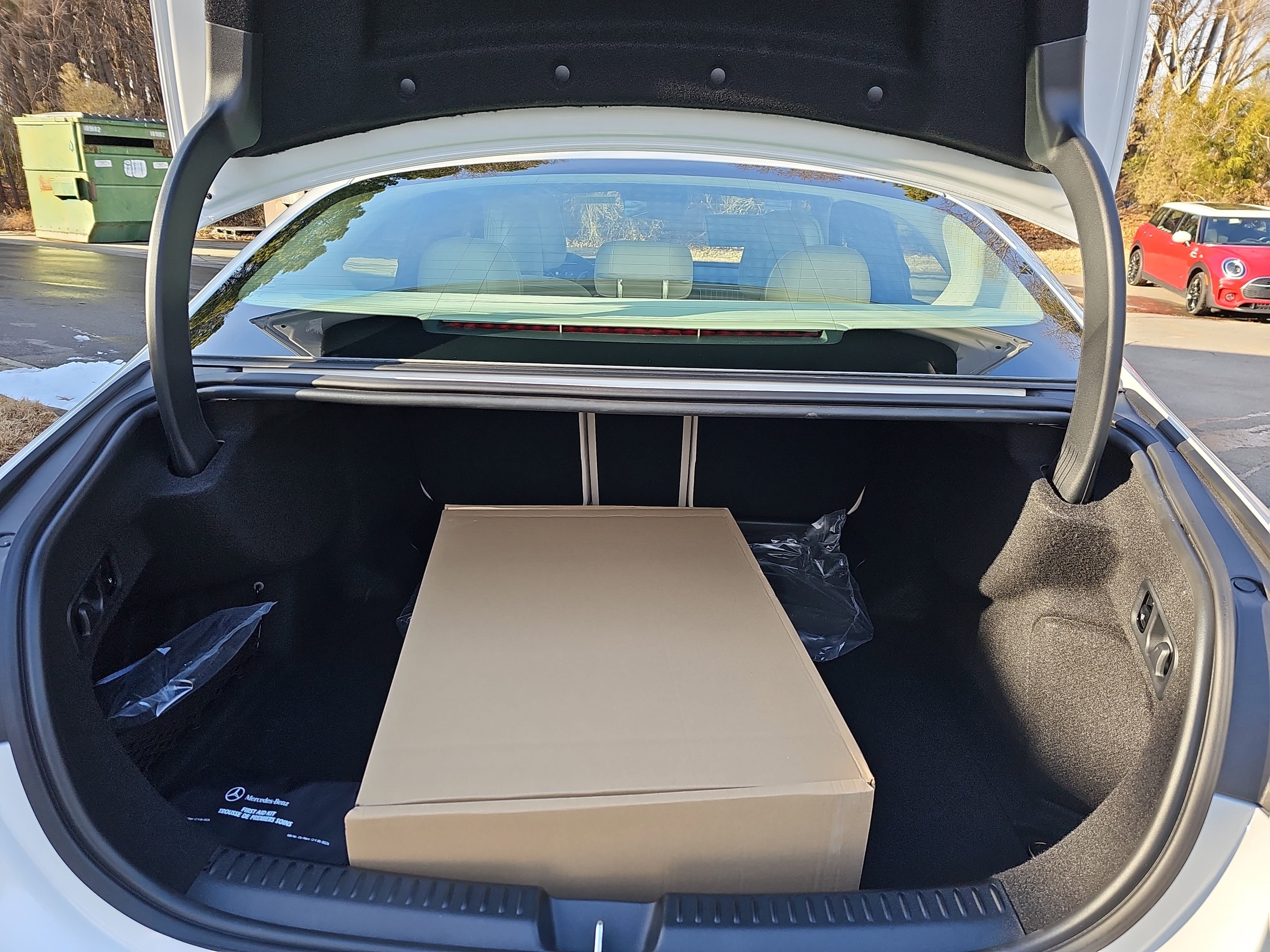 New 2026 Mercedes-Benz E 350 4MATIC Sedan image 14