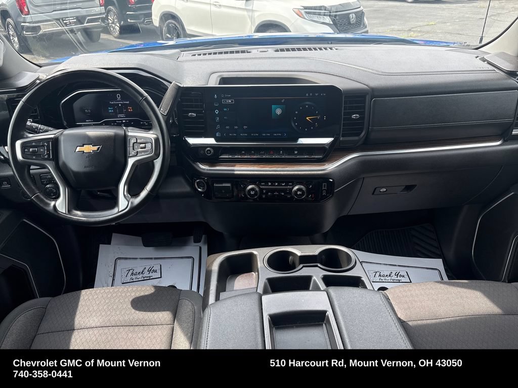 Used 2025 Chevrolet Silverado 1500 LT AWD/4WD image 15