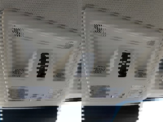 New 2025 Ford Maverick Lariat w/ 4K Tow Package image 30