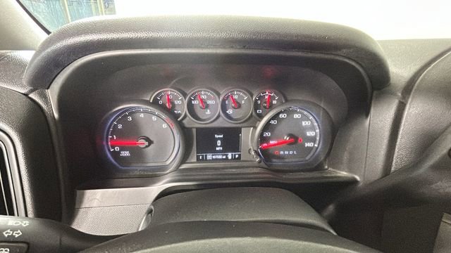 Used 2019 Chevrolet Silverado 1500 Custom w/ Custom Max Trailering Package AWD/4WD image 18