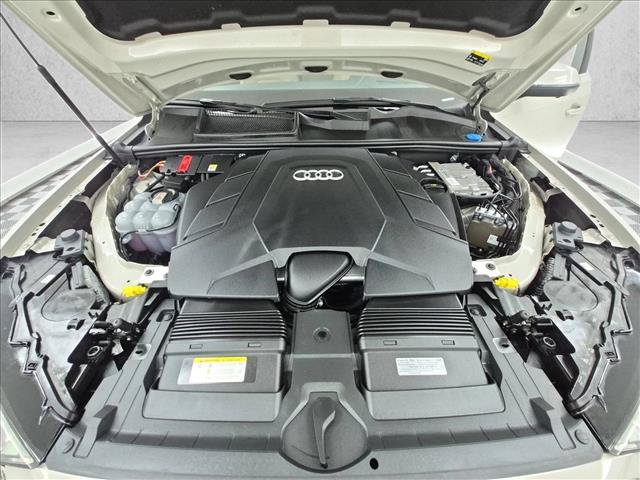 Used 2021 Audi Q7 3.0T Prestige w/ Prestige Package AWD/4WD image 27