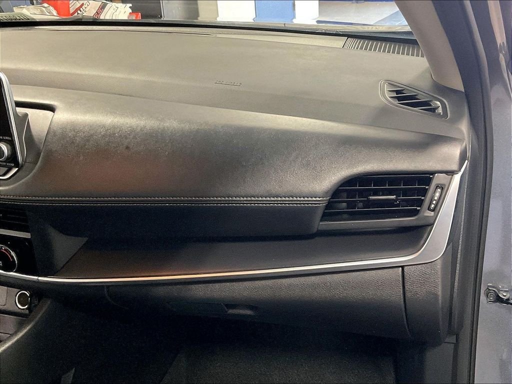Certified 2024 Nissan Rogue S AWD/4WD image 13