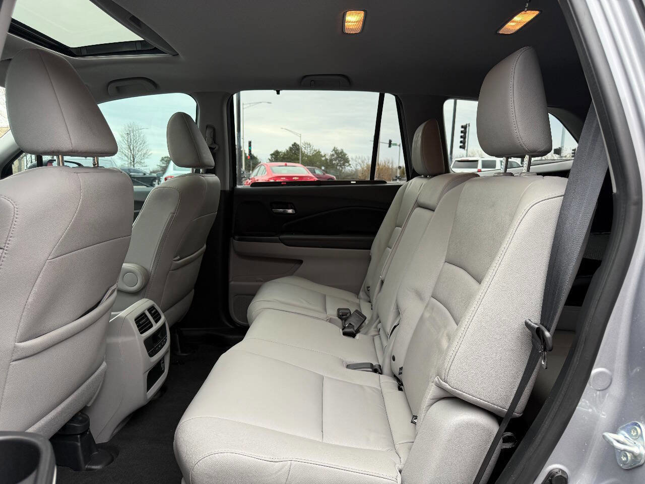 Used 2021 Honda Pilot Special Edition image 18