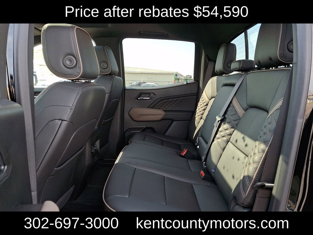 New 2026 GMC Canyon Denali image 10