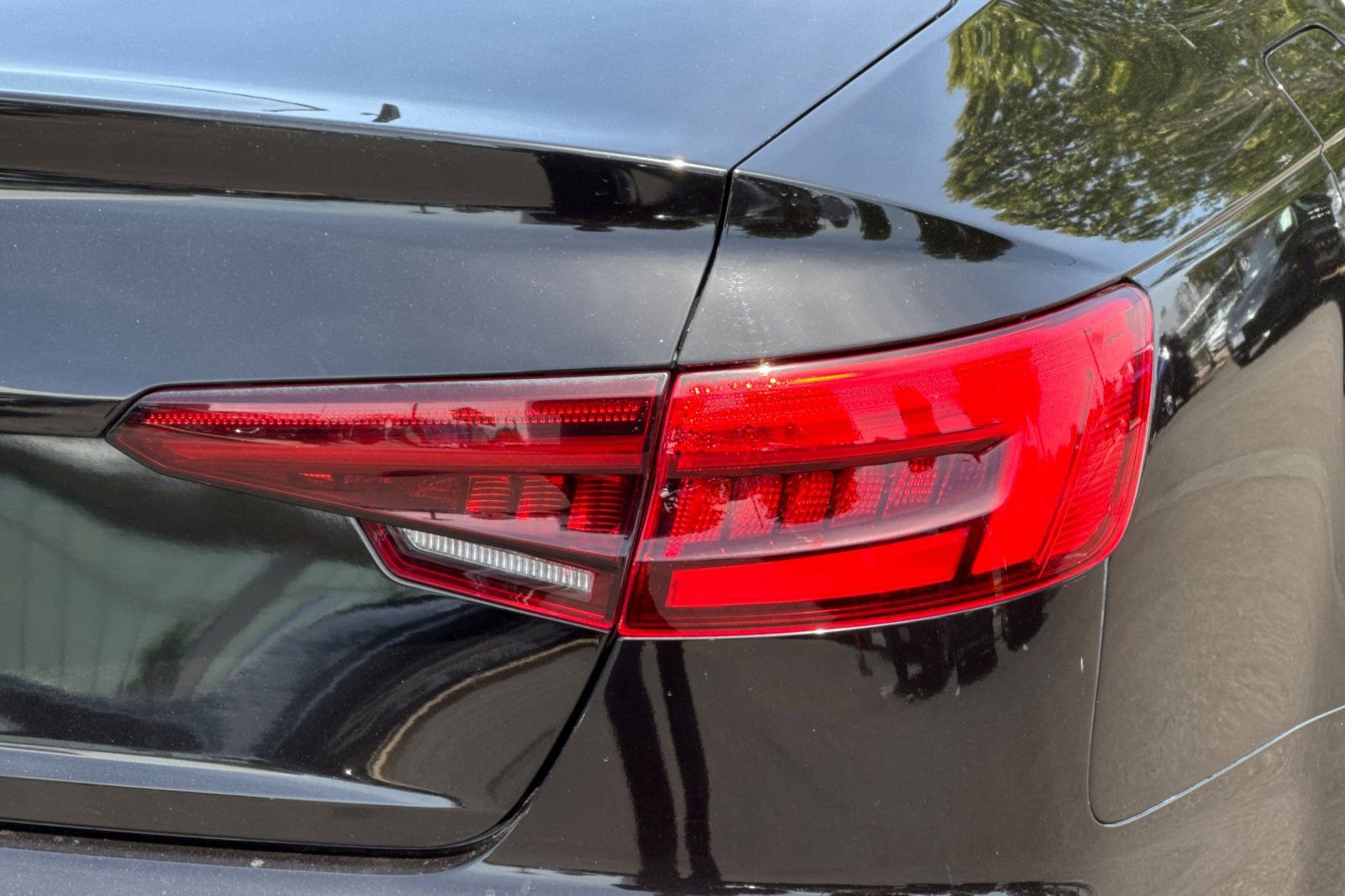 Used 2017 Audi A4 2.0T Premium Plus w/ Premium Plus Package FWD image 48