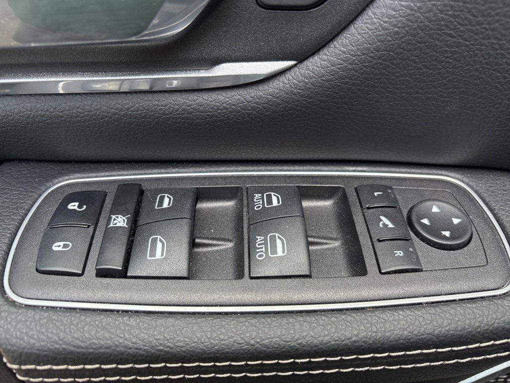 Used 2023 RAM 1500 Laramie image 22