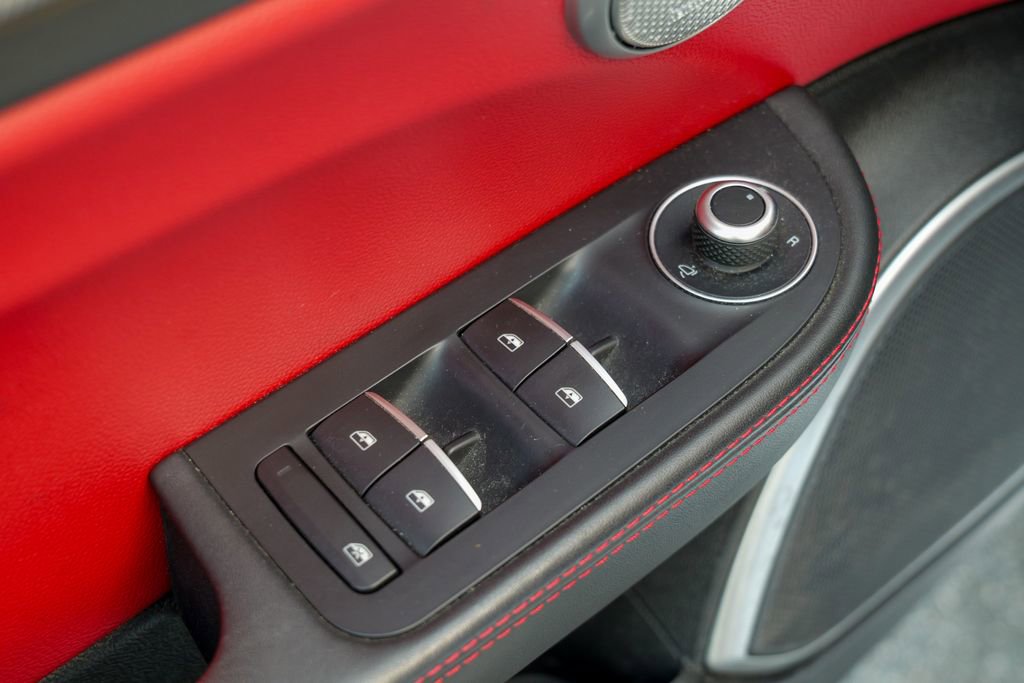 Used 2017 Alfa Romeo Giulia Ti w/ TI 19" Sport Package AWD/4WD image 19