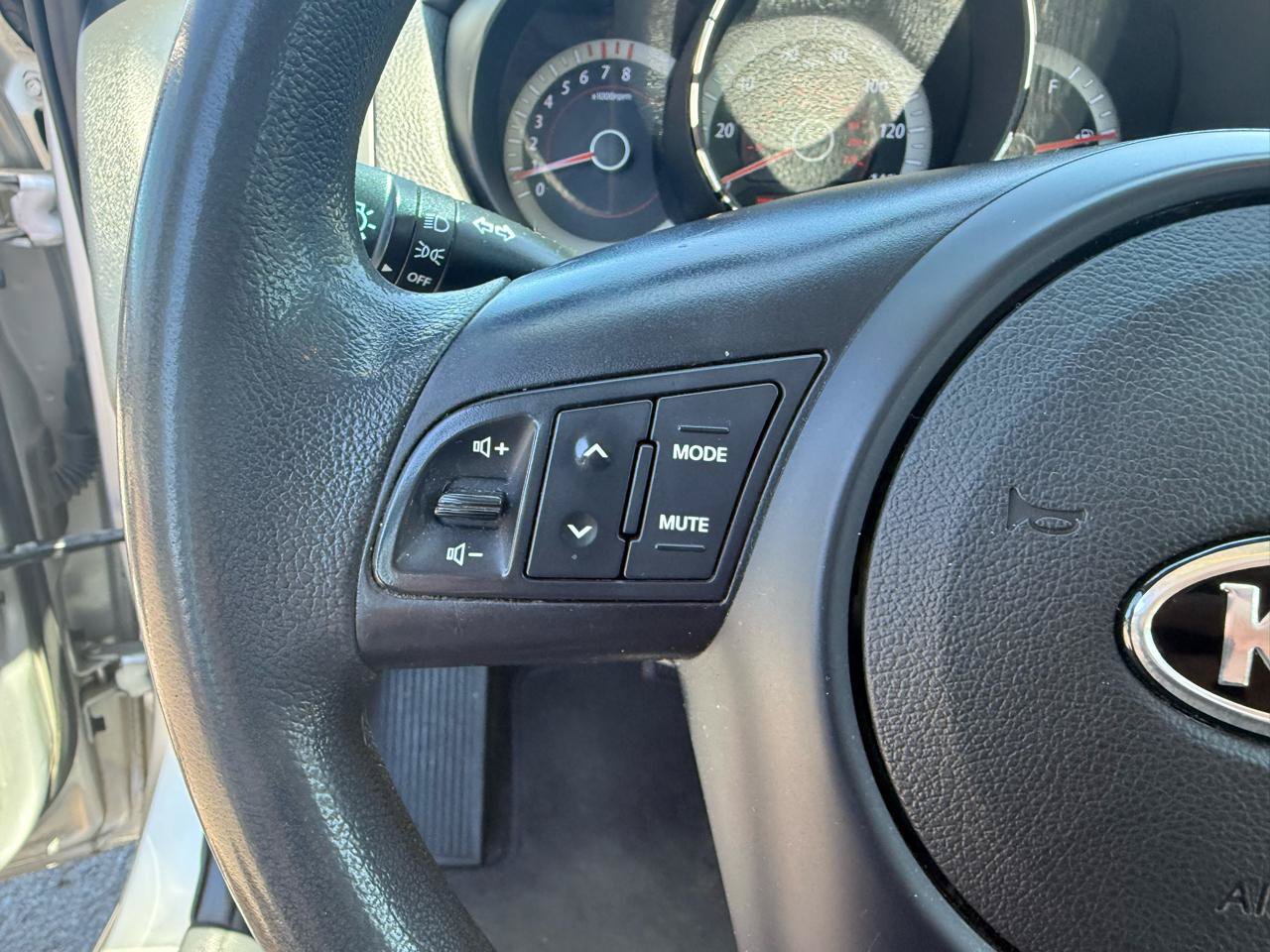 Used 2013 Kia Forte EX FWD image 21