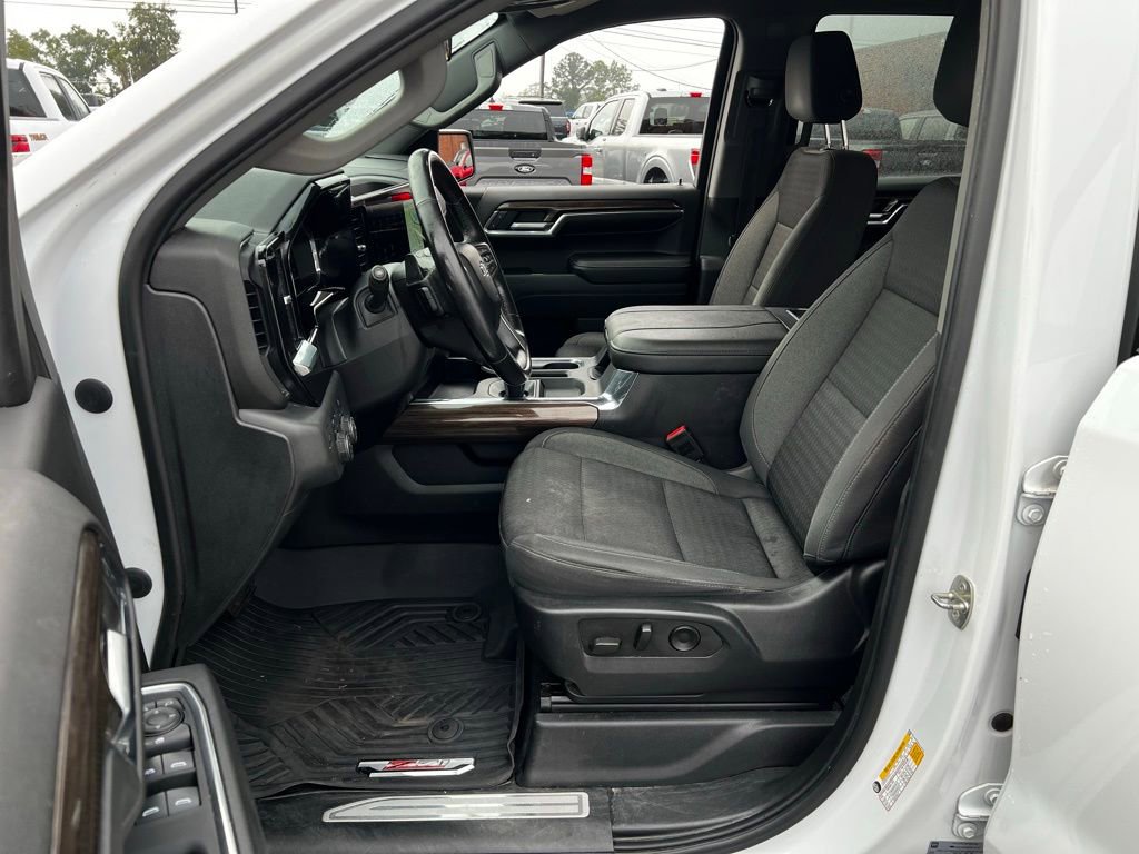 Used 2023 Chevrolet Silverado 1500 LT Trail Boss image 19