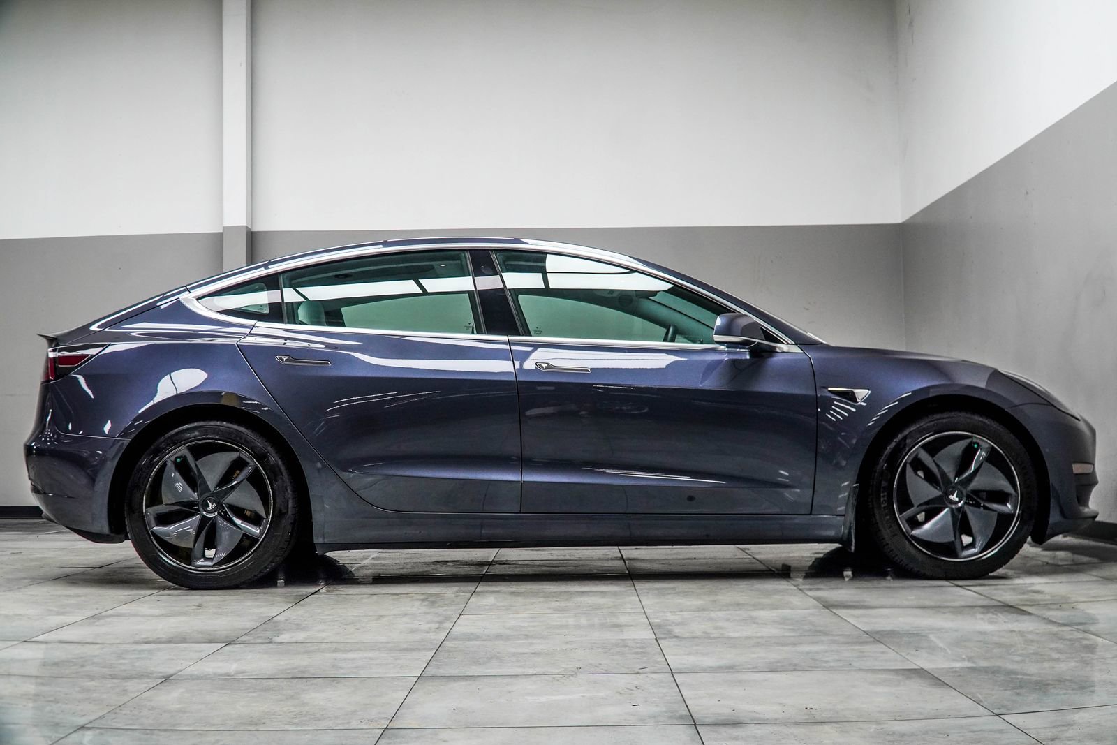 Used 2020 Tesla Model 3 Long Range AWD/4WD image 6