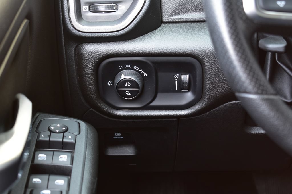 Used 2025 RAM 1500 Tradesman AWD/4WD image 38