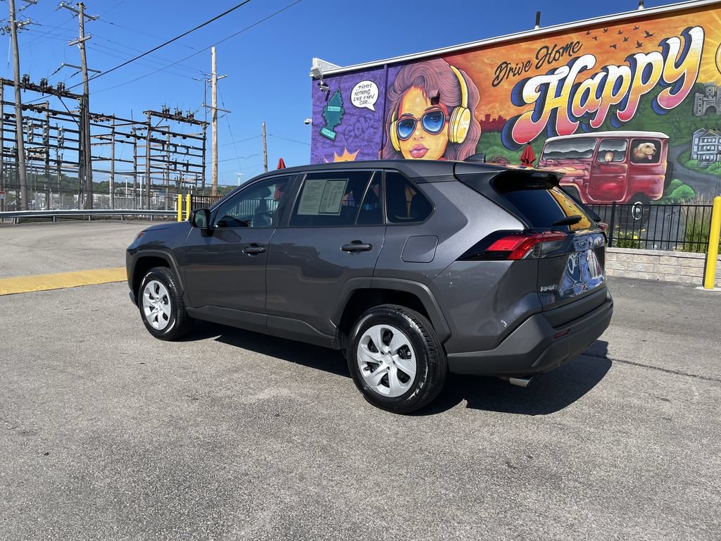 Certified 2024 Toyota RAV4 LE AWD/4WD image 3