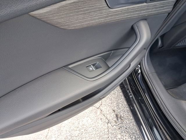 Used 2018 Audi A4 2.0T Ultra Premium Plus w/ Premium Plus Package FWD image 10