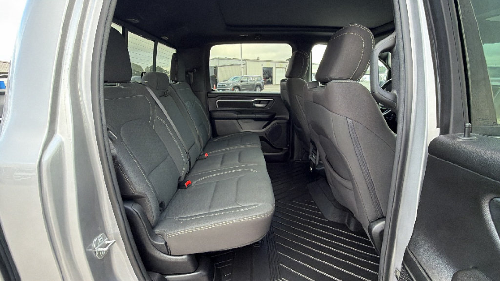 Used 2025 RAM 1500 Big Horn AWD/4WD image 29