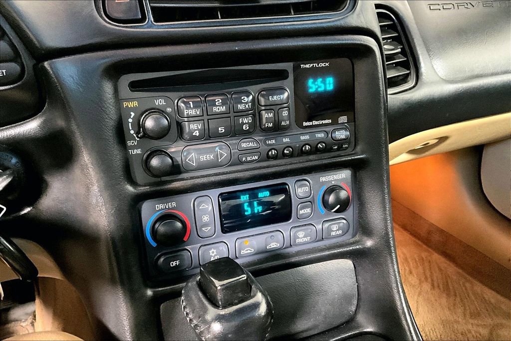 Used 2002 Chevrolet Corvette Coupe w/ Preferred Equipment Group2 image 24