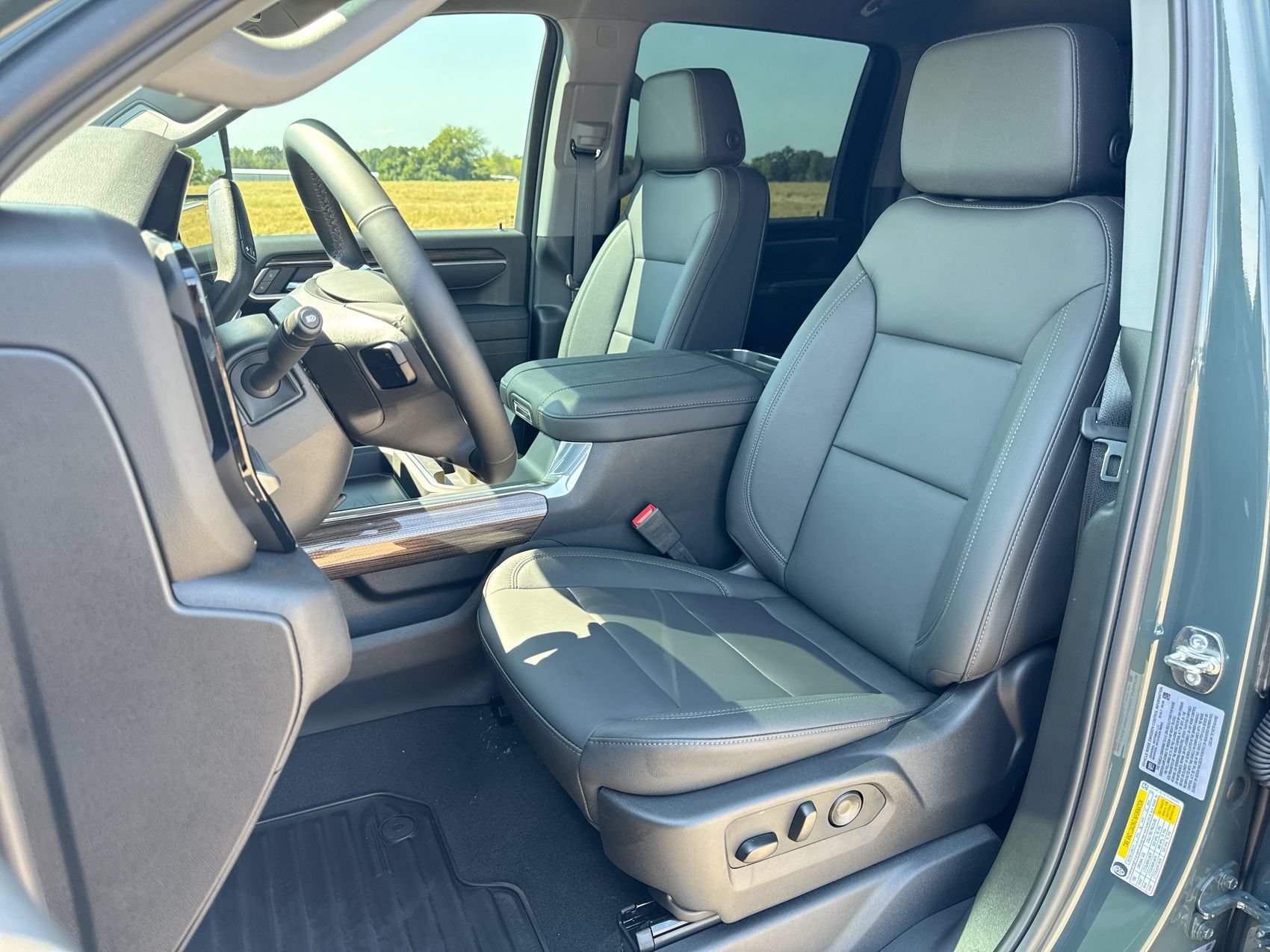 New 2026 Chevrolet Silverado 3500 LT w/ Texas Edition AWD/4WD image 11