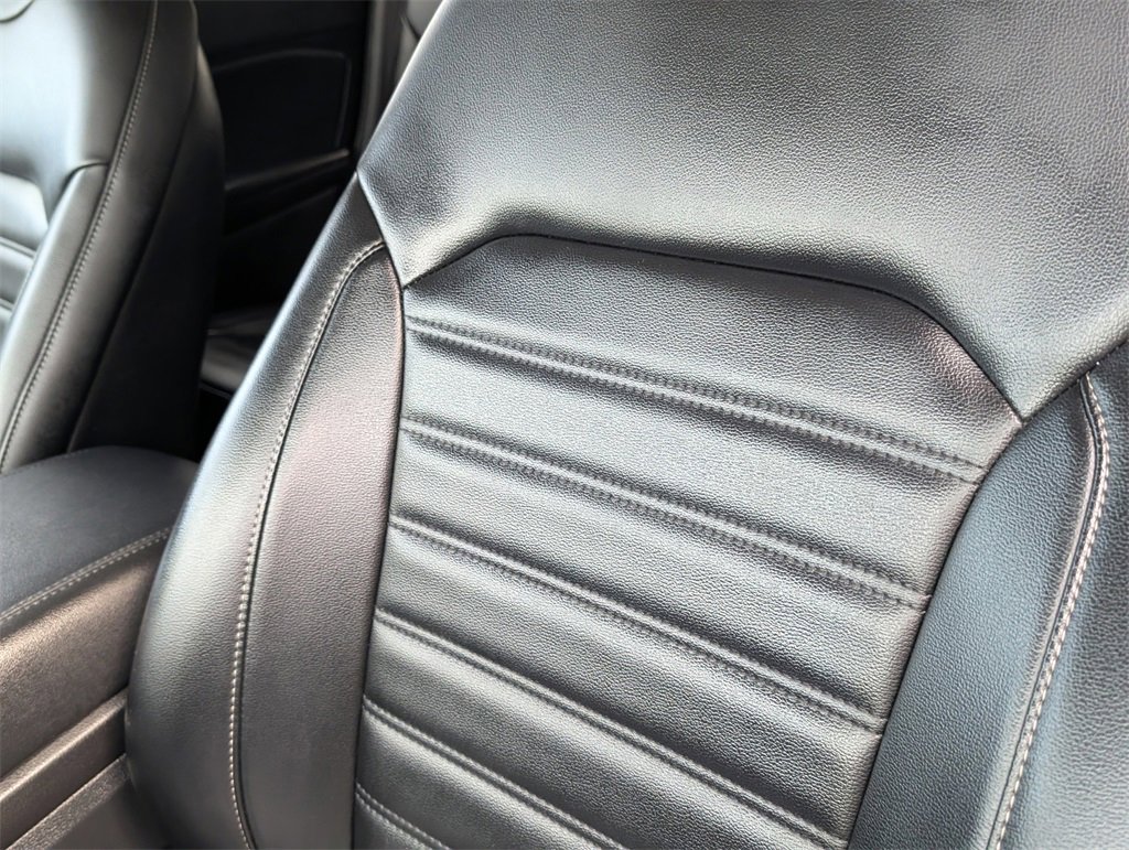 Used 2020 Ford Edge SEL w/ Convenience Package image 24