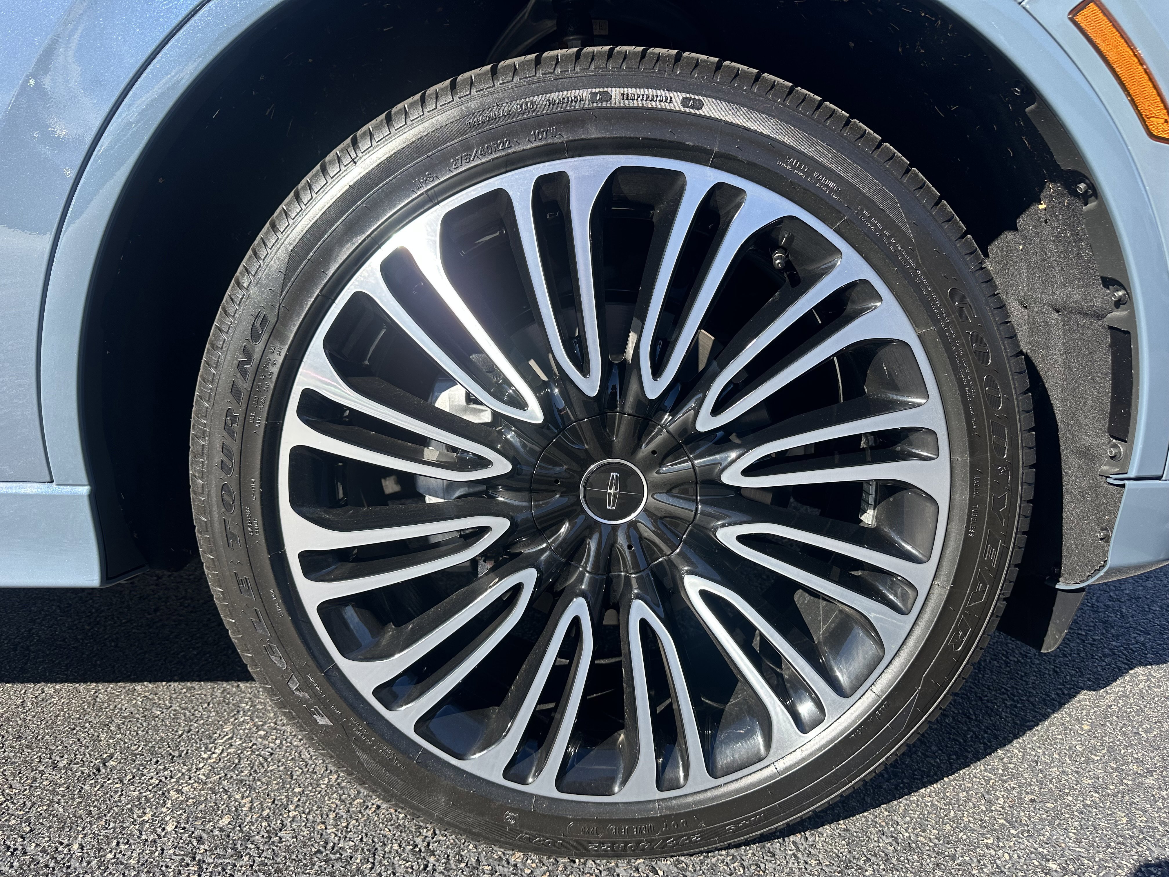 New 2025 Lincoln Aviator Black Label image 8