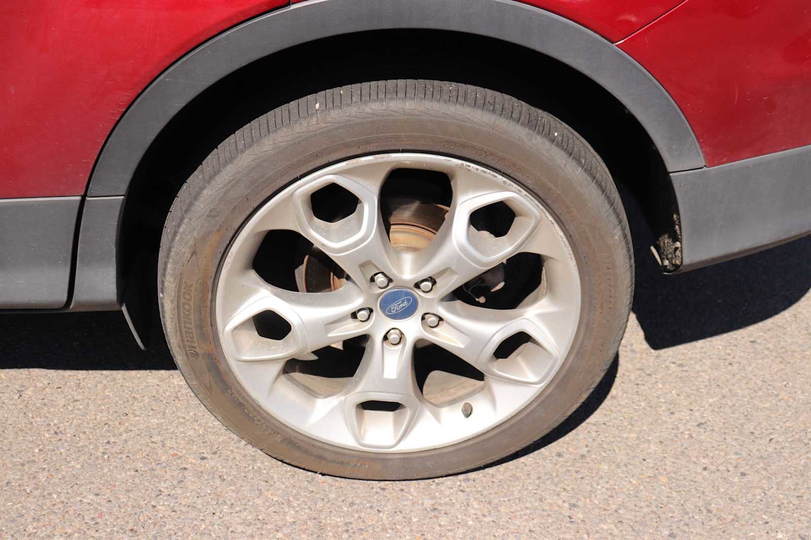 Used 2013 Ford Escape Titanium w/ Parking Technology Pkg AWD/4WD image 9
