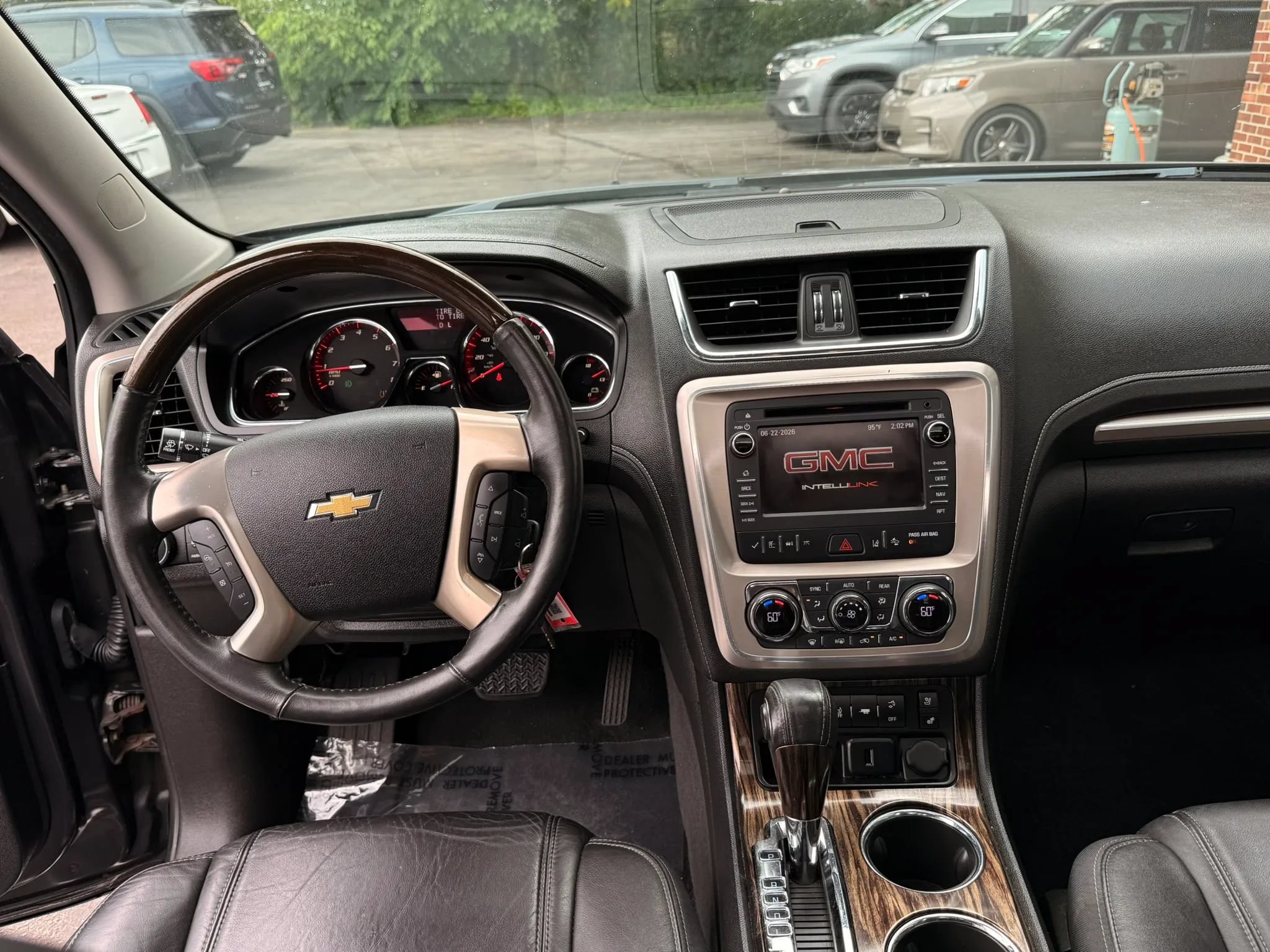 Used 2016 GMC Acadia Denali AWD/4WD image 17