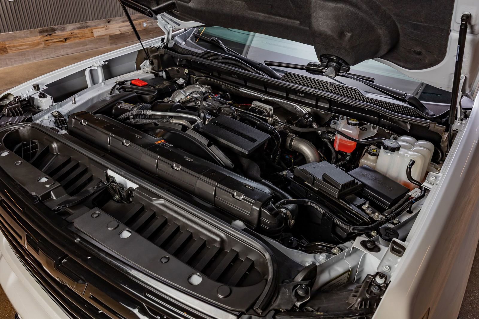 Used 2025 Chevrolet Silverado 2500 High Country w/ Technology Package image 41