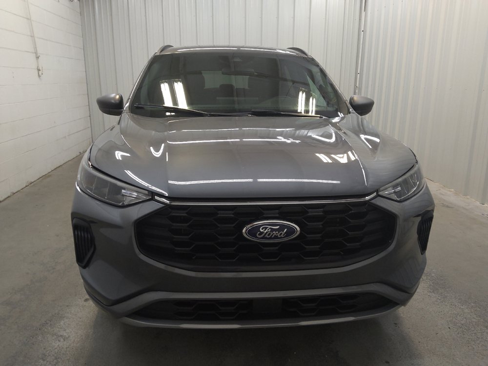 Used 2024 Ford Escape ST-Line w/ Tech Pack #1 FWD image 14