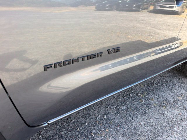 New 2027 Nissan Frontier PRO-4X w/ Pro Premium Package AWD/4WD image 3