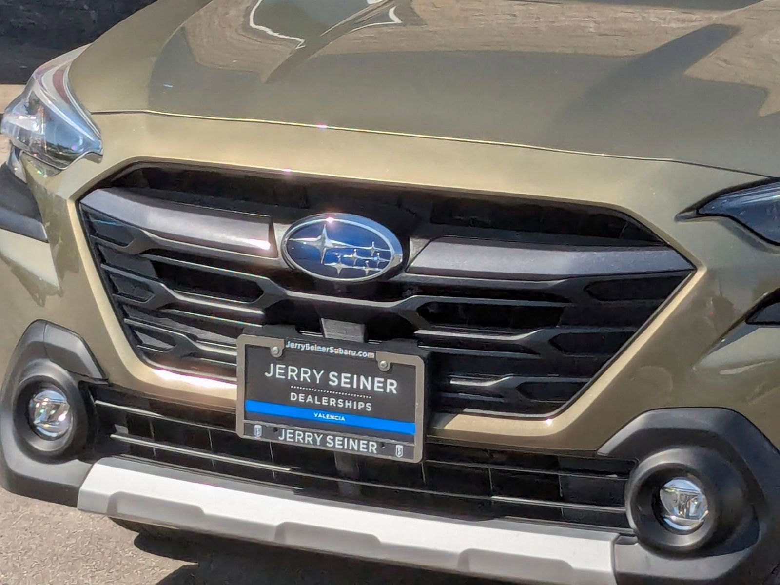 Used 2023 Subaru Outback Touring XT AWD/4WD image 9