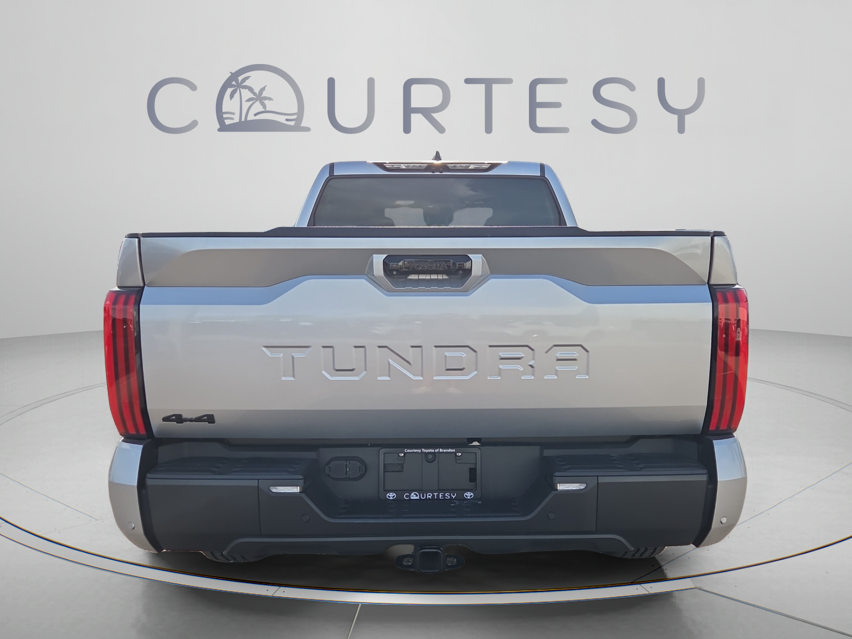 Certified 2025 Toyota Tundra Limited w/ TRD Off-Road Package AWD/4WD image 4