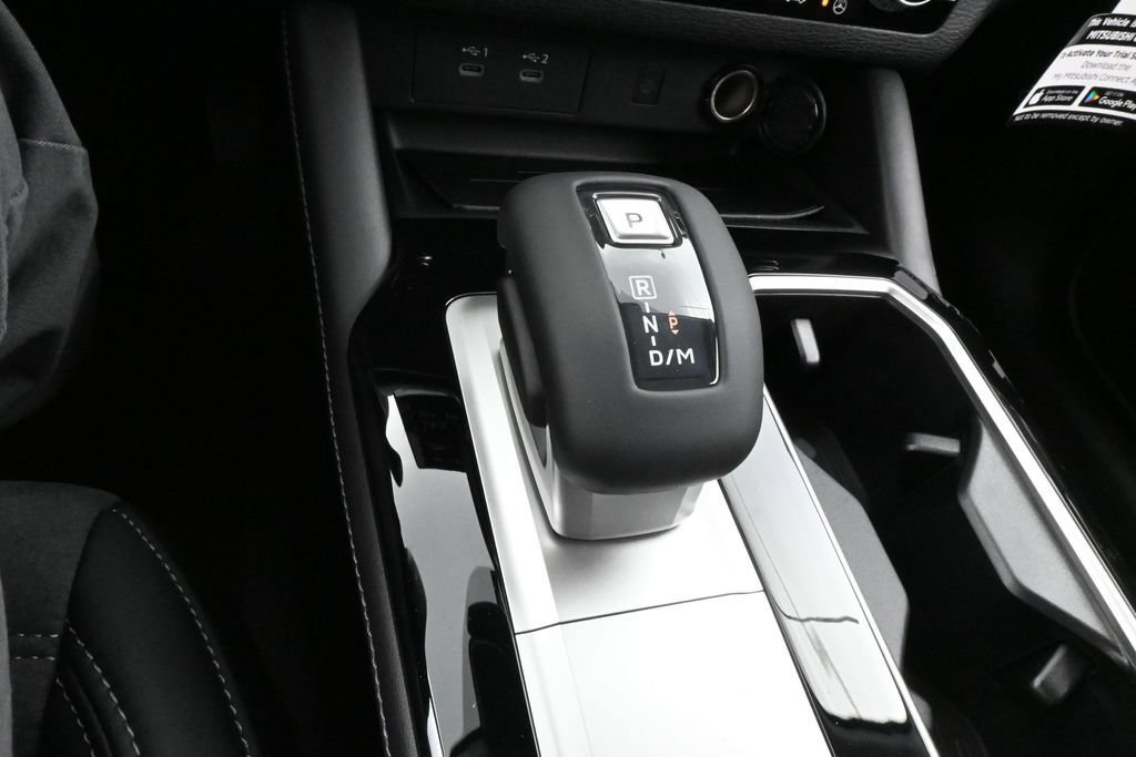 New 2026 Mitsubishi Outlander SE FWD image 34